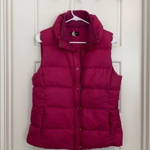 J Crew women’s pink puffer vest size medium